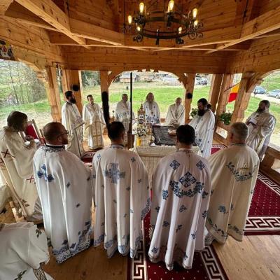 Izvorul Tămăduirii la Mănăstirea Dragomirești, Maramureș, 21 Aprilie 2023